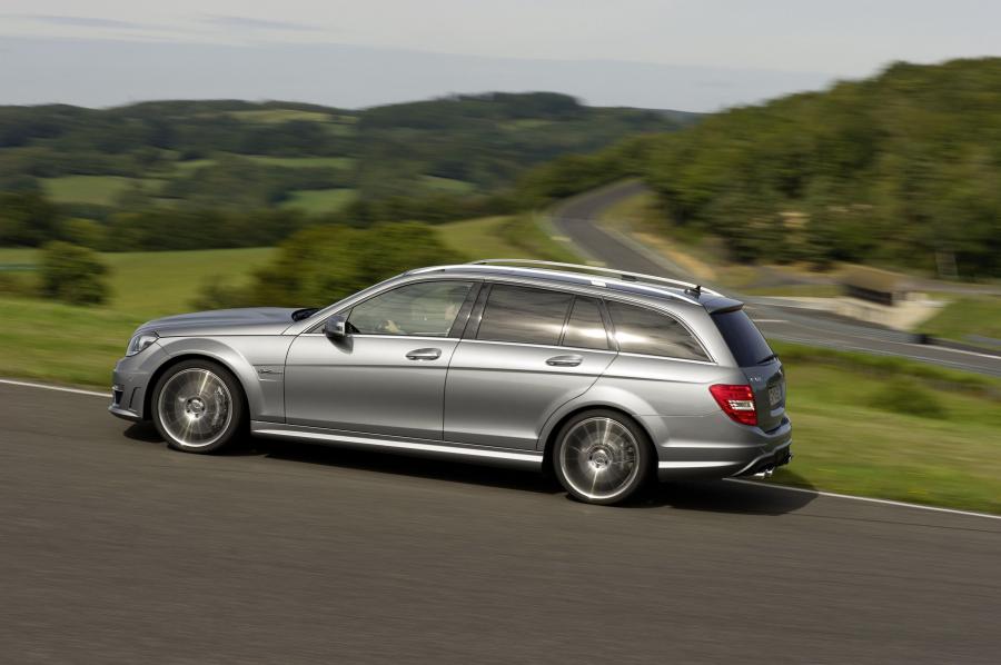 Mercedes-Benz C63 AMG Estate 2012 года  (фото 8 из 11)